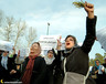 The World March of Women condemns the attack on Iranian women on March 8, 2006